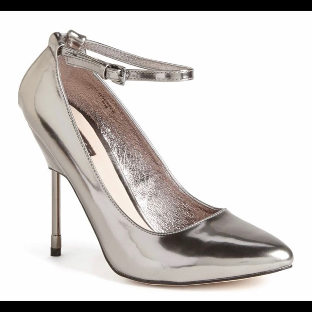 Top Shop Metallic Court Shoes